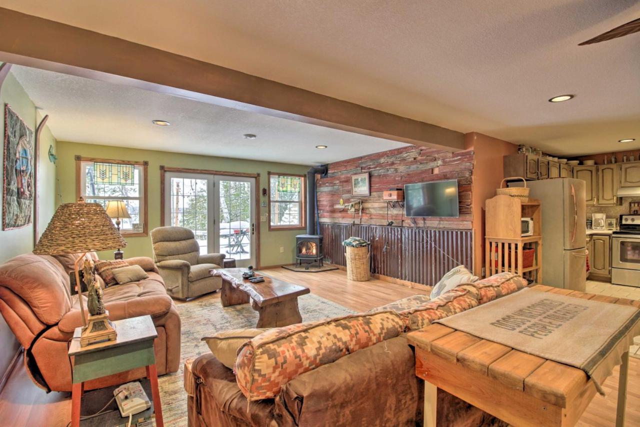 Lakefront Deer River Apt With Dock, Fire Pit And Patio Buitenkant foto
