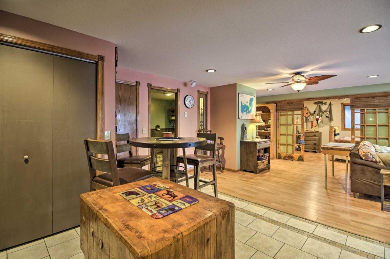 Lakefront Deer River Apt With Dock, Fire Pit And Patio Buitenkant foto