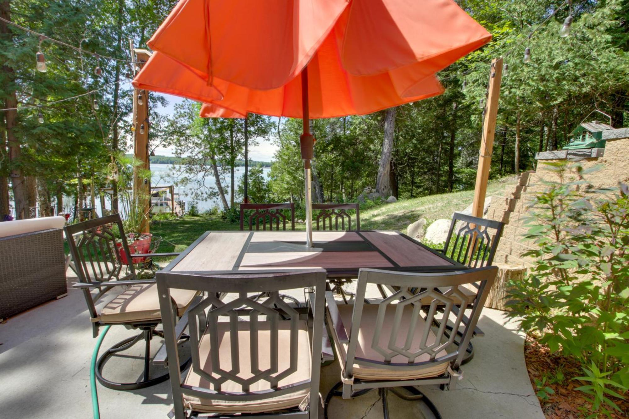 Lakefront Deer River Apt With Dock, Fire Pit And Patio Buitenkant foto